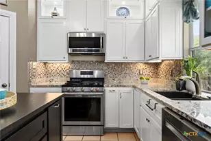 981 Rio Verde, New Braunfels, TX 78130 - Photo 22