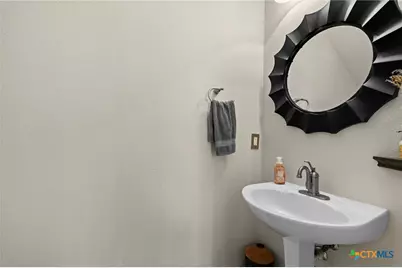 981 Rio Verde, New Braunfels, TX 78130 - Photo 18