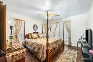 619 Strings Dr, San Antonio, TX 78216 - Photo 18