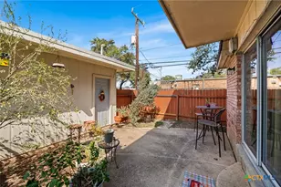 619 Strings Dr, San Antonio, TX 78216 - Photo 40