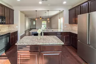 829 Manhattan, New Braunfels, TX 78130 - Photo 8