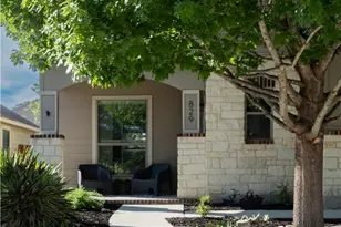 829 Manhattan, New Braunfels, TX 78130 - Photo 2