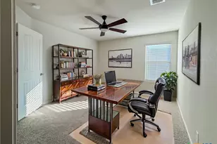 829 Manhattan, New Braunfels, TX 78130 - Photo 26