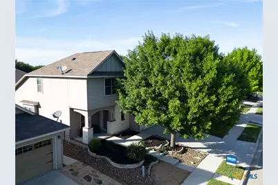 829 Manhattan, New Braunfels, TX 78130 - Photo 4