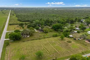 204 James St, Inez, TX 77968 - Photo 32