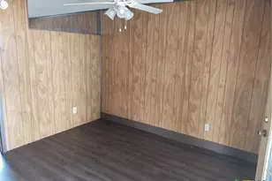 200-220 Quail Run Rd, Martindale, TX 78655 - Photo 12