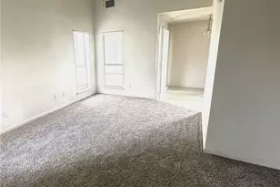 308 Deloris Dr, Killeen, TX 76542 - Photo 2