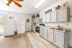 16 Rockwood Dr, Victoria, TX 77905 - Photo 36