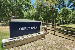 184 E Torrey St, New Braunfels, TX 78130 - Photo 24