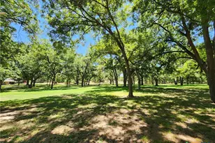 184 E Torrey St, New Braunfels, TX 78130 - Photo 26