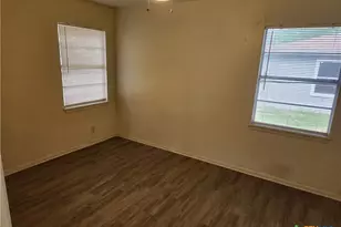 1802 W Avenue H, Temple, TX 76504 - Photo 4