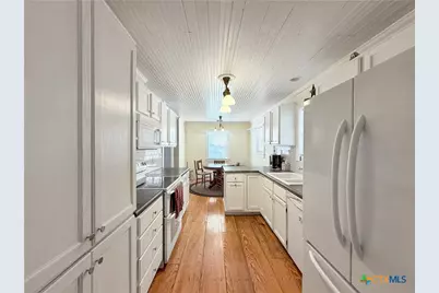 462 Flatrock Drive, Canyon Lake, TX 78133 - Photo 14