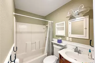 462 Flatrock Dr, Canyon Lake, TX 78133 - Photo 26