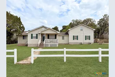 462 Flatrock Drive, Canyon Lake, TX 78133 - Photo 2