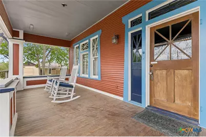 292 S Gilbert Avenue, New Braunfels, TX 78130 - Photo 6