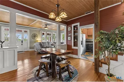 292 S Gilbert Avenue, New Braunfels, TX 78130 - Photo 10