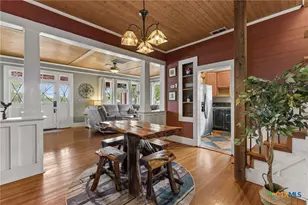 292 S Gilbert Ave, New Braunfels, TX 78130 - Photo 10