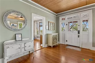 292 S Gilbert Ave, New Braunfels, TX 78130 - Photo 12