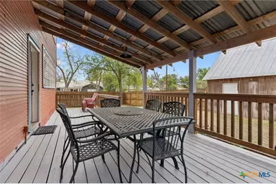 292 S Gilbert Avenue, New Braunfels, TX 78130 - Photo 30
