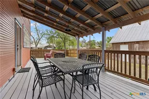 292 S Gilbert Ave, New Braunfels, TX 78130 - Photo 30