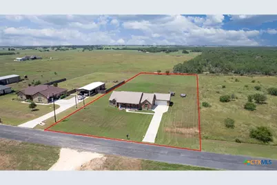 145 Gentle Breeze, Floresville, TX 78114 - Photo 14