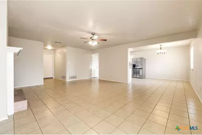 4509 Blueduck Drive, Killeen, TX 76549 - Photo 4