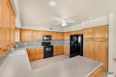 1210 Skyline Drive, Canyon Lake, TX 78133 - Photo 14