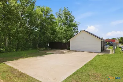 201 S 31st Street, Temple, TX 76504 - Photo 12