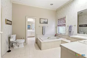 21759 Forest Waters Cir, Garden Ridge, TX 78266 - Photo 18