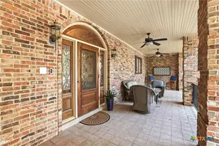 21759 Forest Waters Cir, Garden Ridge, TX 78266 - Photo 2