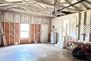 1902 Navidad St, Victoria, TX 77901 - Photo 22