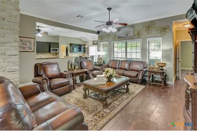 204 Crosswind Drive, Victoria, TX 77904 - Photo 8