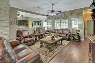 204 Crosswind Dr, Victoria, TX 77904 - Photo 8