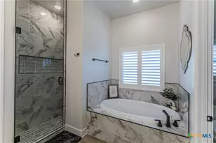 111 Lago Viento Ln, Belton, TX 76513 - Photo 14