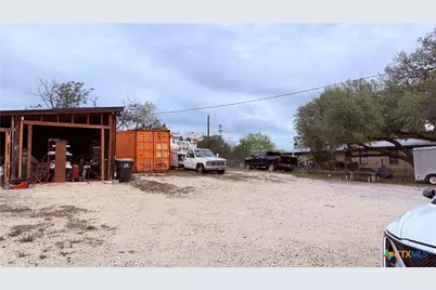 2214 S Hunter Road, San Marcos, TX 78666 - Photo 4