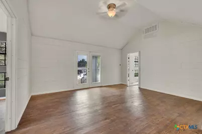 499 Lakeway, Spring Branch, TX 78070 - Photo 4