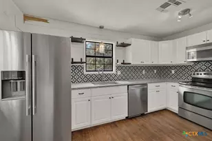 499 Lakeway, Spring Branch, TX 78070 - Photo 12