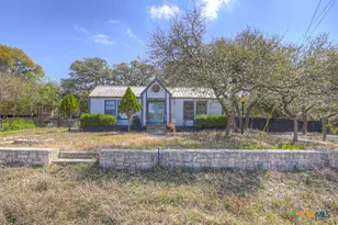 499 Lakeway, Spring Branch, TX 78070 - Photo 1