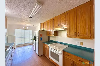 316 Cromwell Drive, Victoria, TX 77901 - Photo 10