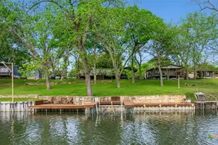 344 Shangrila Ln, New Braunfels, TX 78130 - Photo 2