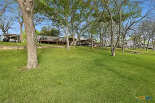 344 Shangrila Ln, New Braunfels, TX 78130 - Photo 10