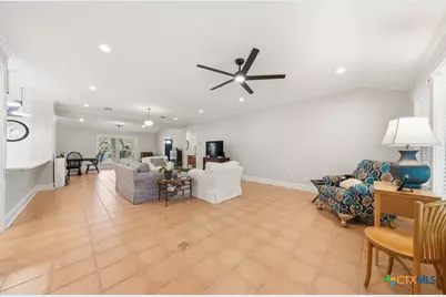 2 La Mesa Drive, New Braunfels, TX 78130 - Photo 8