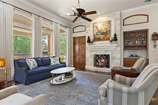 521 Hunters Trophy, New Braunfels, TX 78132 - Photo 4