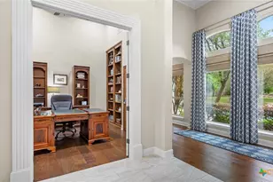 521 Hunters Trophy, New Braunfels, TX 78132 - Photo 6