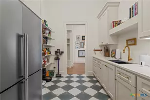 117 Iris St, Lorena, TX 76655 - Photo 14