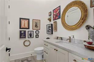 117 Iris St, Lorena, TX 76655 - Photo 32