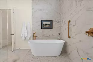 117 Iris St, Lorena, TX 76655 - Photo 24