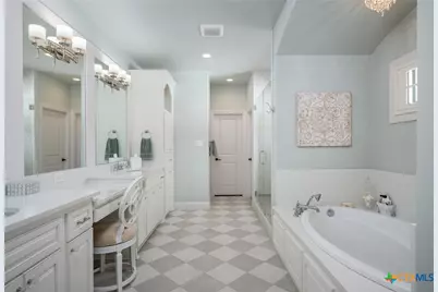 1771 Edgewater Falls, Canyon Lake, TX 78133 - Photo 14