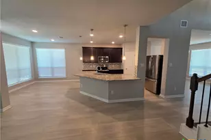 10001 Kensley Rose Dr, Killeen, TX 76542 - Photo 4