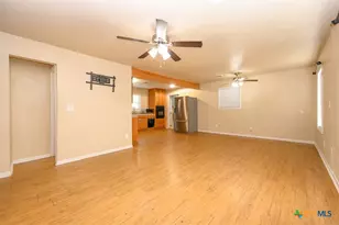 104 W Beeline Ln, Harker Heights, TX 76548 - Photo 12